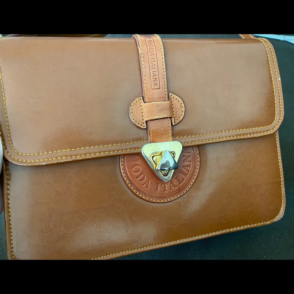 Moda Italiana Crossbody Bag